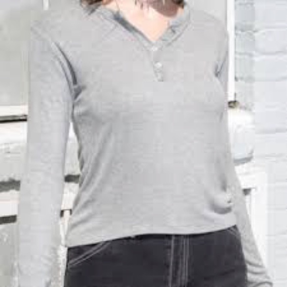 Brandy Melville crew neck thick long sleeve gray - Picture 2 of 4
